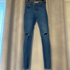 High Rise Skinny Jeans Leggings Knee-Rip Size Size 24